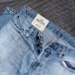 HCO - Vintage Distressed Jeans light wash size 31-32